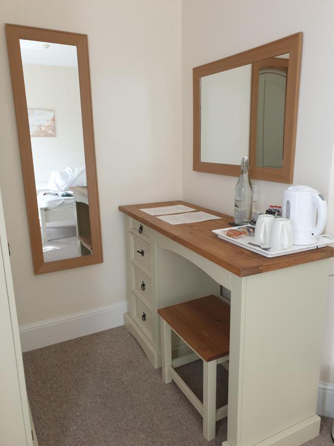 Crofton Guest House Уэймут Экстерьер фото